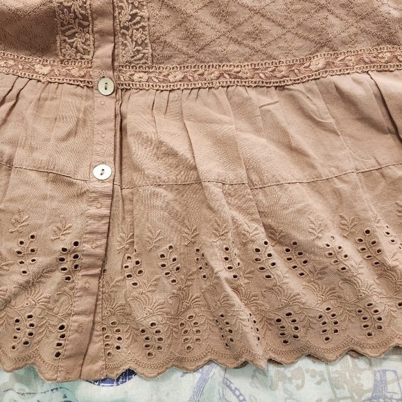 NWT LOGO by Lori Goldstein lace embroidered top - Picture 4 of 11